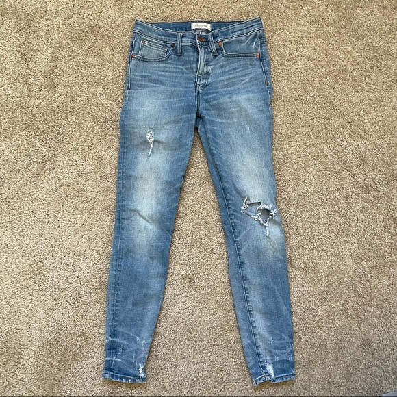 Madewell Denim - Madewell High Rise Distressed Jeans 28